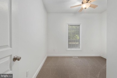 Beautifully maintained MOVE-IN READY Lake Anna water-access - photo 44