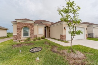17 Valdarama is an exquisite 3 bedroom, 2 bath Golf Villa in the - photo 3
