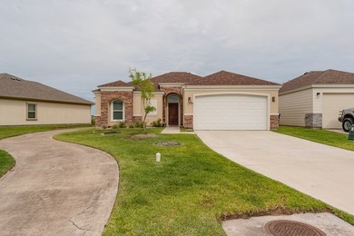 17 Valdarama is an exquisite 3 bedroom, 2 bath Golf Villa in the - photo 4