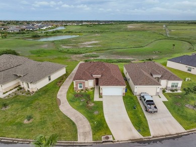 17 Valdarama is an exquisite 3 bedroom, 2 bath Golf Villa in the - photo 5
