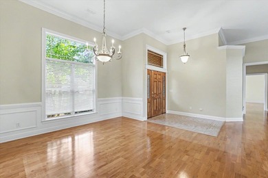 Beautiful all-brick home in sought-after Golden Eagle, featuring - photo 8