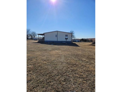 Lake Home For Sale in Pawnee, Oklahoma