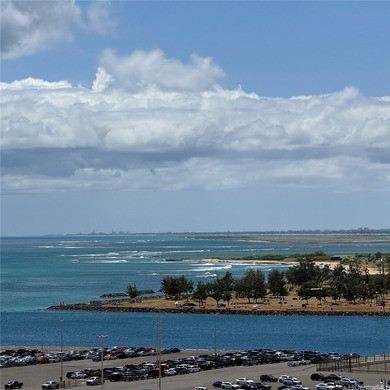 FRONT ROW value in Our Kaka'ako/SALT! Move-in ready 1BD/1BA/1PK - photo 2