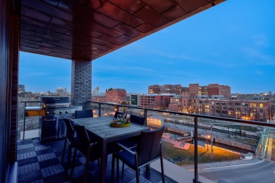 Lake Home For Sale in Montréal (Le Sud-Ouest),