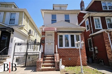 Well Kept Detached 1 family located in Old Mill Basin which - photo 3