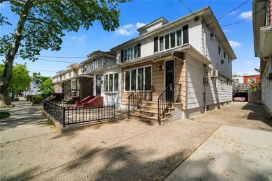 Welcome to 2029 Batchelder Street - a well-maintained - photo 1