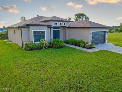 Cape Coral Lakes Area Home For Sale in Cape Coral Florida