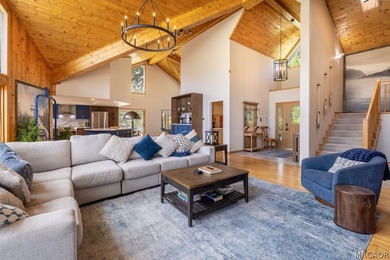 Experience the pinnacle of Big Bear Lake living at Pines & - photo 8