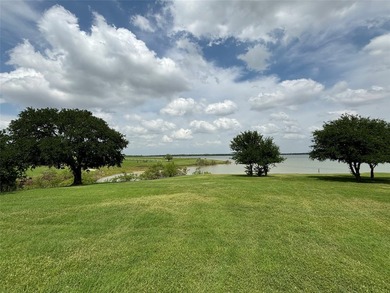 Rare lakefront lot in unincorporated area of Little Elm giving - photo 9
