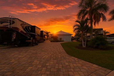 (private lake, pond, creek) Home For Sale in Arcadia Florida