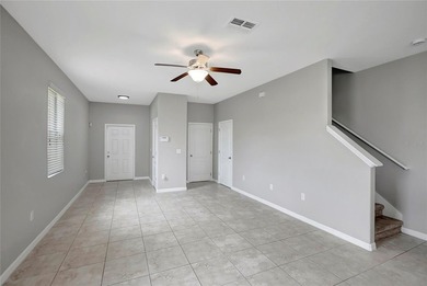 Welcome to your Florida retreat! Step into this beautifully - photo 8