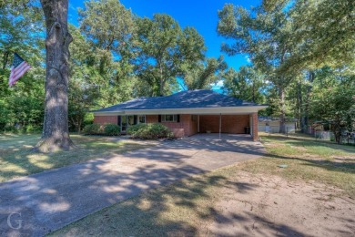 Lake Home For Sale in Shreveport, Louisiana
