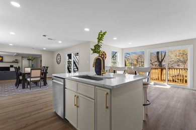 Are you searching for the ultimate lakeside property that