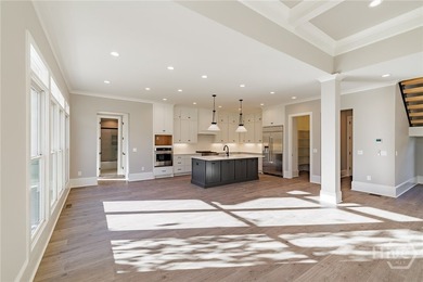 Exceptional quality, featuring 4 spacious bedrooms and 4 - photo 14