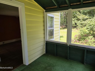 Location, Privacy, and Stonewalls all in one! Discover a rare - photo 15