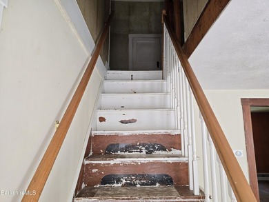 Location, Privacy, and Stonewalls all in one! Discover a rare - photo 16