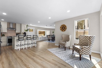 Are you searching for the ultimate lakeside property that