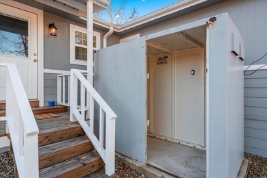 Well-maintained 2-bedroom, 1.5-bath tiny home situated on 1.39 - photo 18