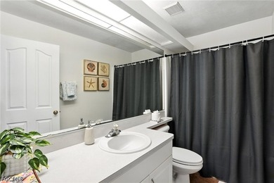 Welcome to your sunny Florida retreat in highly desirable - photo 21