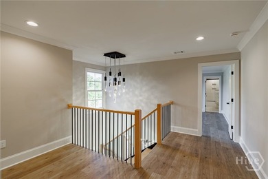 Exceptional quality, featuring 4 spacious bedrooms and 4 - photo 25
