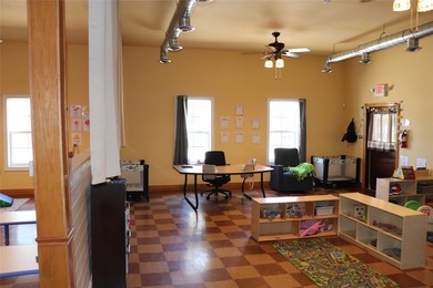 Motivated Seller! Perfect Opportunity to get into the Rental - photo 9
