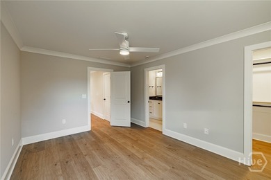 Exceptional quality, featuring 4 spacious bedrooms and 4 - photo 33