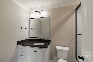 Exceptional quality, featuring 4 spacious bedrooms and 4 - photo 34