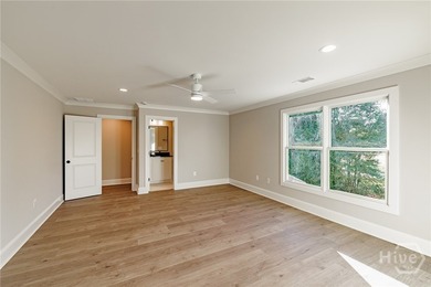 Exceptional quality, featuring 4 spacious bedrooms and 4 - photo 36