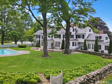 Welcome to Bark Meadow Farm, a 127-acre legacy estate once - photo 5