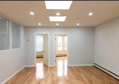 Great potential mixed-use solid brick building in Dyker Heights - photo 5