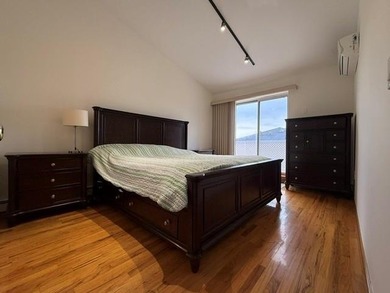 Beautiful and spacious fully renovated duplex PH 3 bedroom/ 2 - photo 10