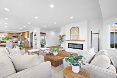 Welcome to this beautifully updated 4-bedroom, 2-bathroom - photo 12