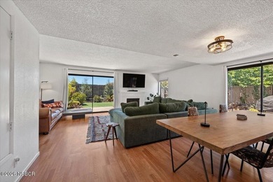 Light-filled, thoughtfully updated and designed around - photo 4