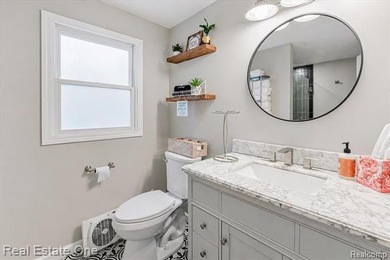 Welcome to your turnkey lakefront escape on private, all-sports - photo 22
