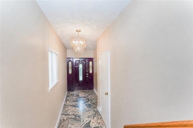 Welcome to this spacious and well-maintained detached 2-family - photo 5