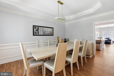 POTENTIAL 1ST FLOOR BEDROOM. Beautifully RENOVATED home - photo 7