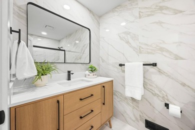 Welcome to this beautifully updated 4-bedroom, 2-bathroom - photo 27