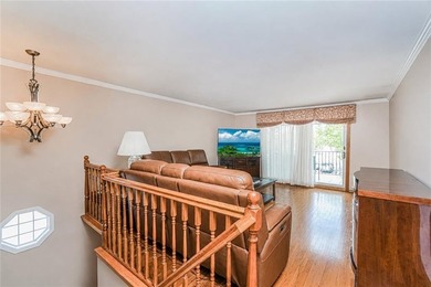 Welcome to this spacious and well-maintained detached 2-family - photo 8
