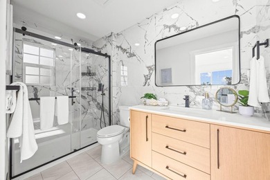 Welcome to this beautifully updated 4-bedroom, 2-bathroom - photo 38