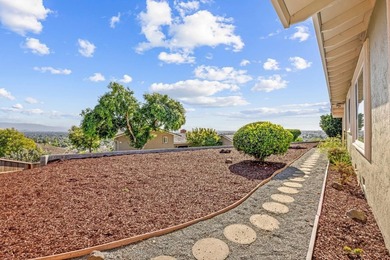 Welcome to this beautifully updated 4-bedroom, 2-bathroom - photo 42