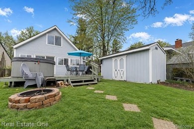 Welcome to your turnkey lakefront escape on private, all-sports - photo 44