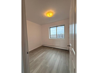 Parking space available and sell separately. Bright 2 bedrooms - photo 11