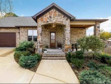 (private lake, pond, creek) Home For Sale in Benton Arkansas