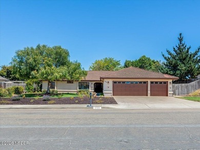 Very nice and well cared for single story 4 bedroom-2 bath home - photo 1