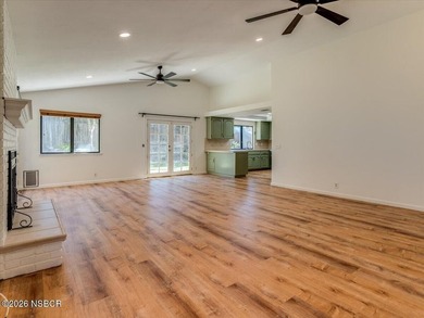 Very nice and well cared for single story 4 bedroom-2 bath home - photo 9
