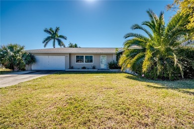 Caloosahatchee River Home For Sale in Cape Coral Florida