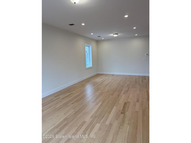 Exceptional opportunity to own a newly constructed oversized 6/6 - photo 9