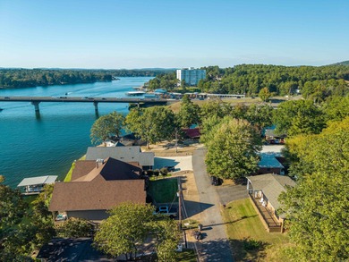 Lake Hamilton Home For Sale in Hot Springs Arkansas