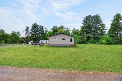 Enjoy the perfect blend of country living and outdoor adventure - photo 11