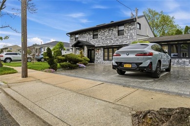 Welcome to this totally renovated, all-brick Elegant 4-bedroom - photo 3
